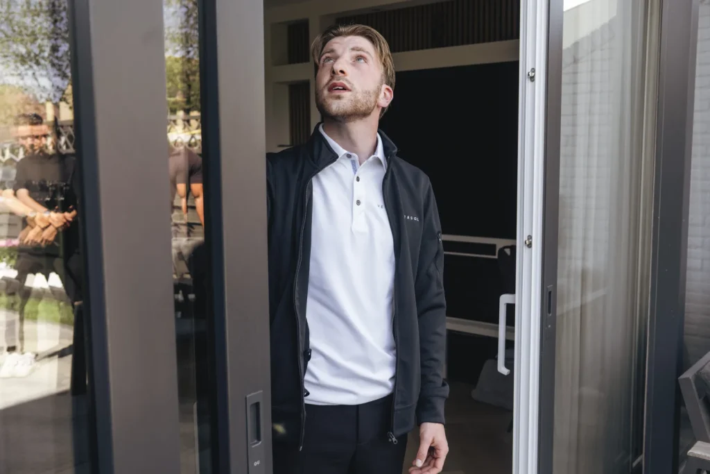 Schuifpui open naar de tuin